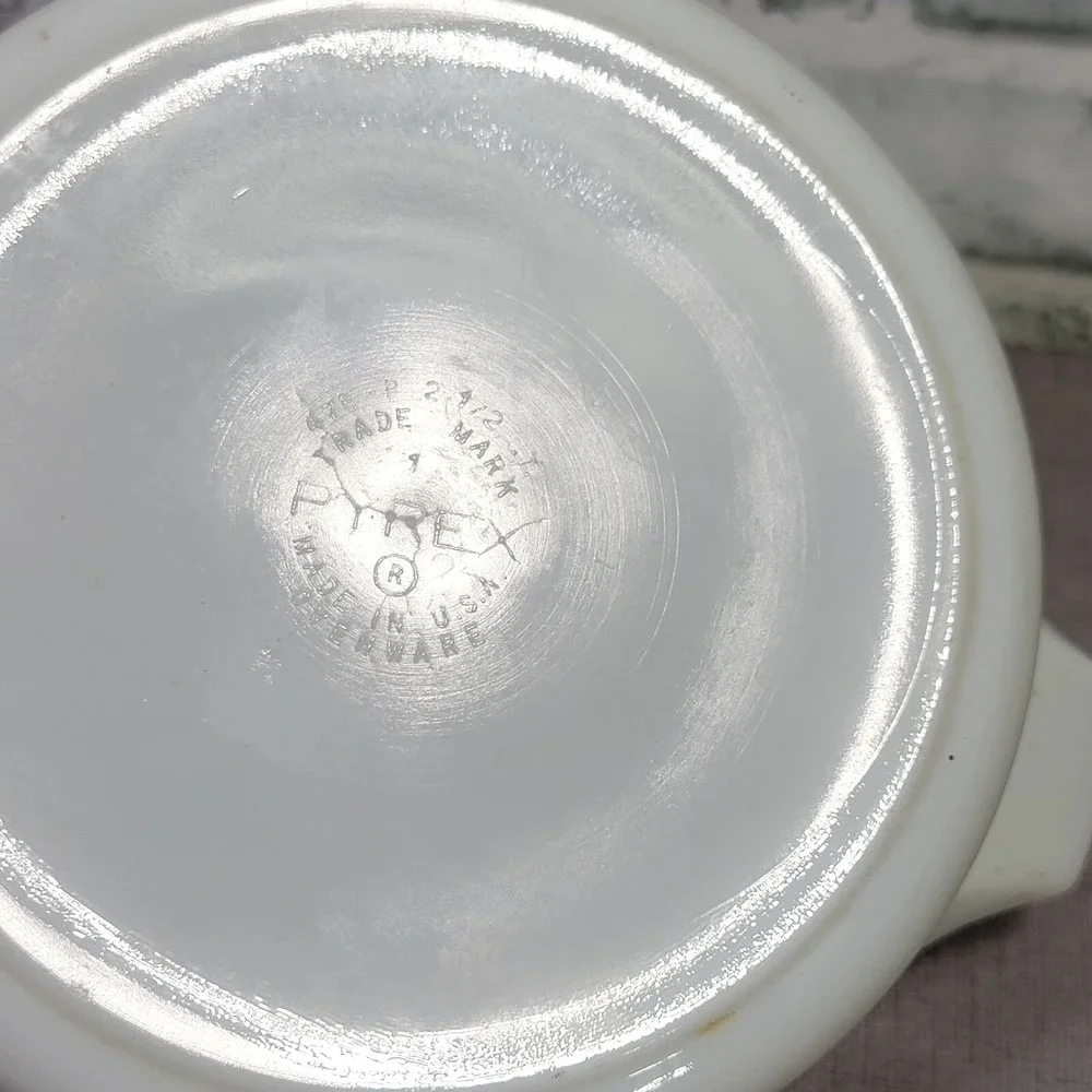 Pyrex 475-B Verde Olive Green Floral‎ 2.5 Qt Cinderella Casserole Dish Bowl USA